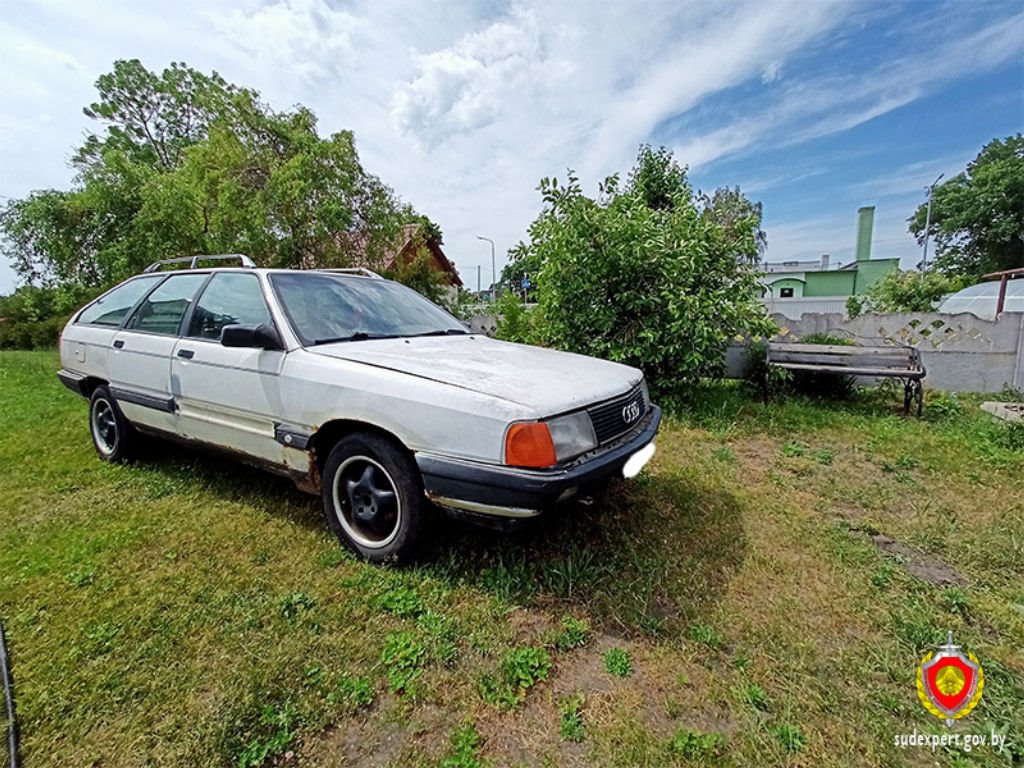 В Кобринском районе парень покатался на чужом авто по агрогородку и вернул его в соседний двор — теперь ему грозит до трех лет