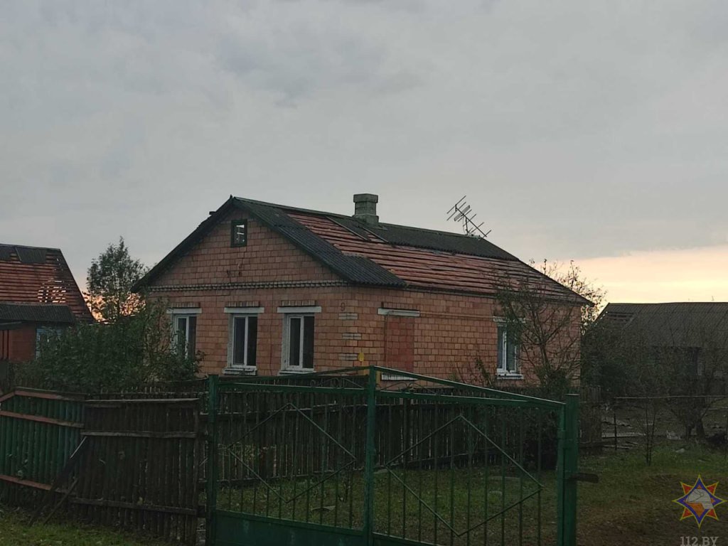 Почти 300 строений повреждены во время бури в Брестской области