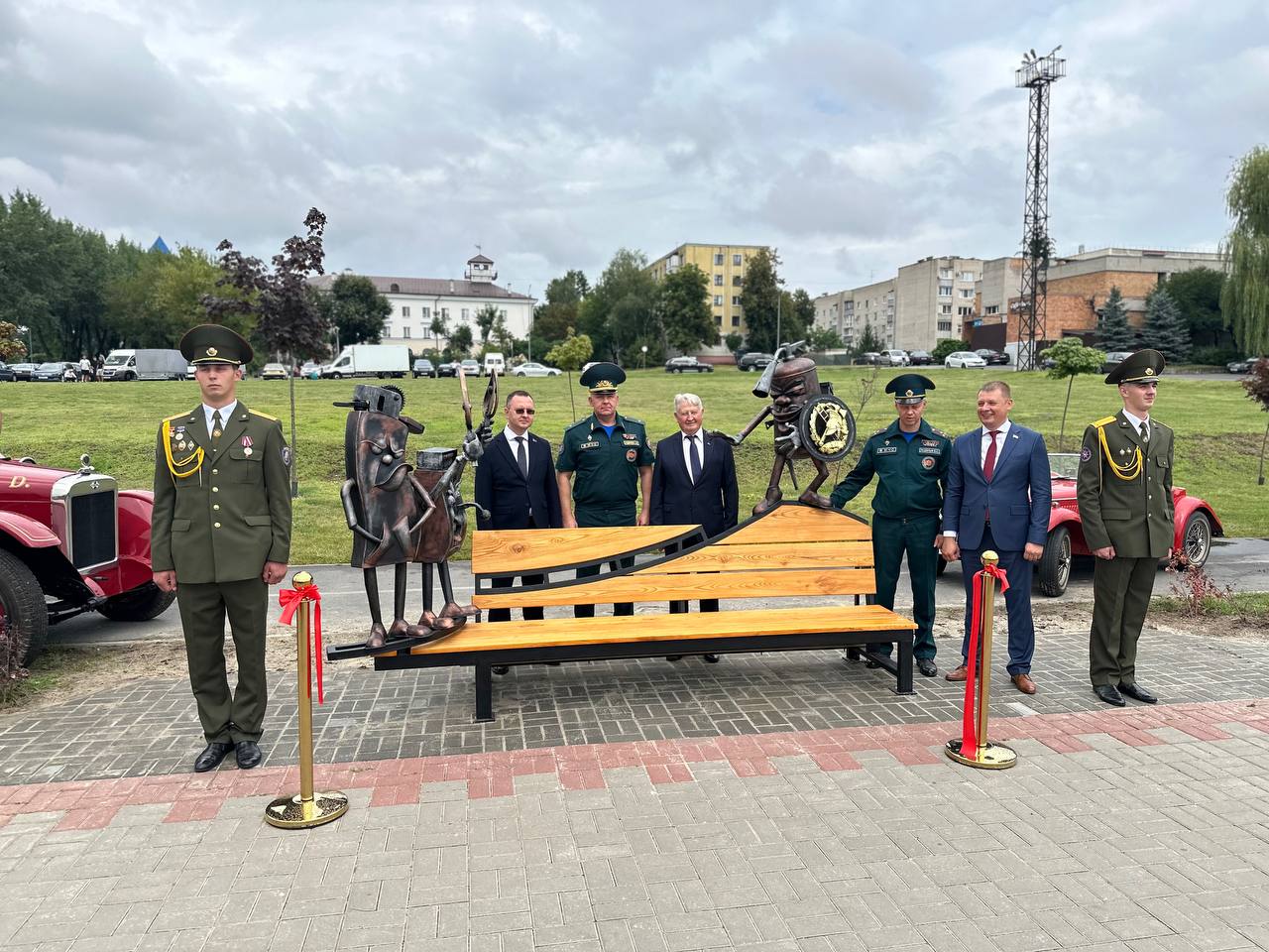 В Бресте на Набережной появился новый арт-объект