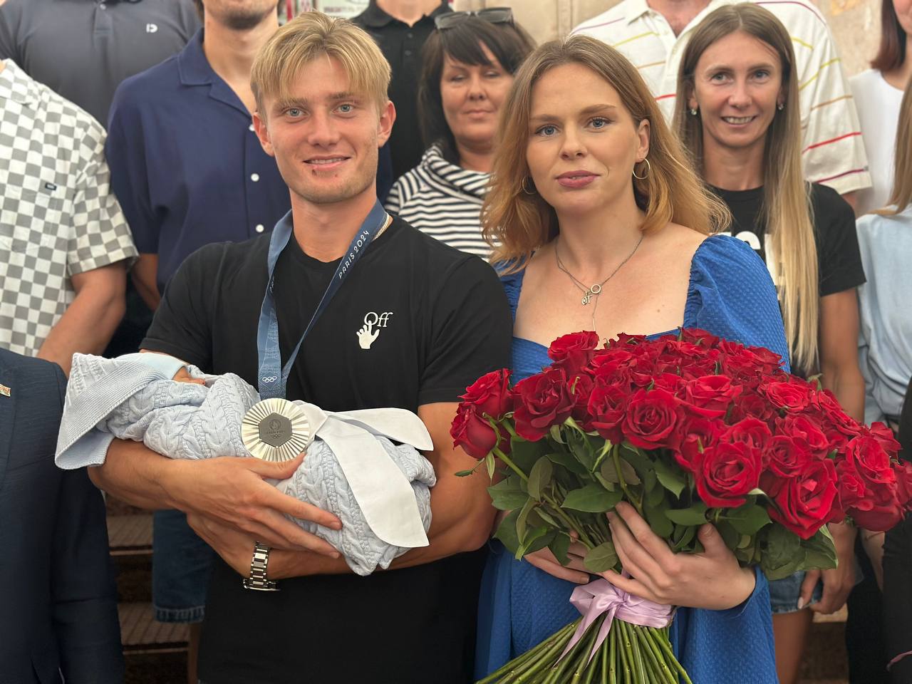 Серебряный призер ОИ-2024 приехал в роддом Бреста