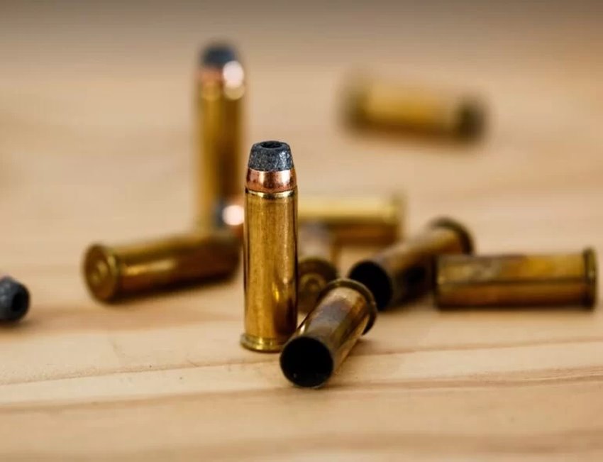 Белорус  нашел патрон и хотел сделать из него брелок. Вместо аксессуара получил уголовное дело