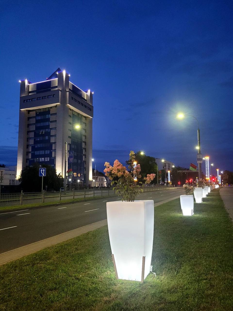 В Бресте проспект Машерова заиграл новыми красками