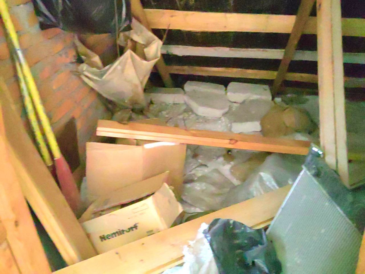 Таксист прятался на чердаке. Что произошло