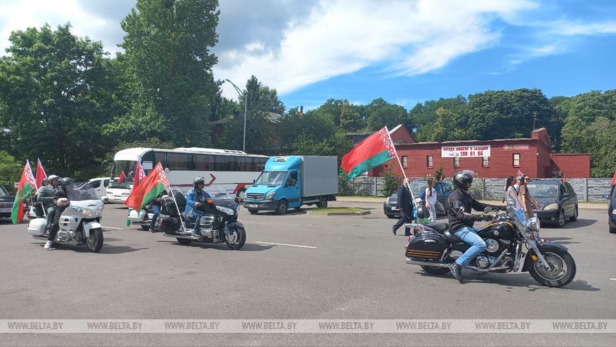 Автопробег «Путь Независимости» прошел по дорогам Бреста