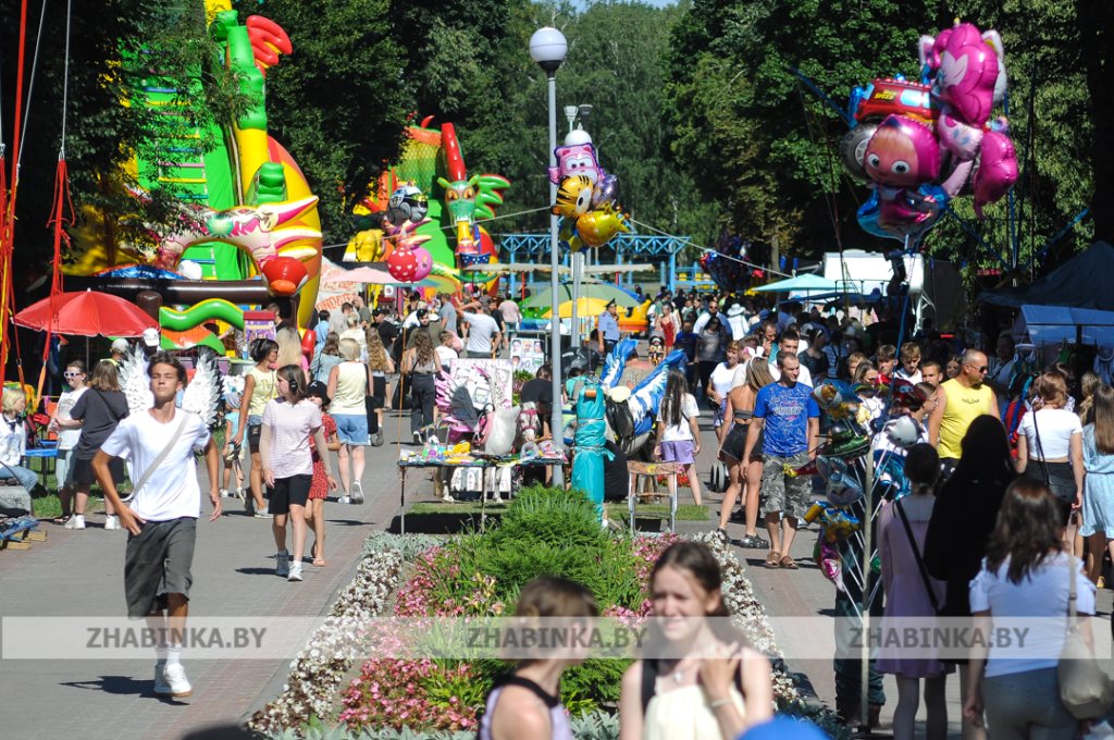 День города Жабинки: жители и гости города-спутника окунулись в праздничную атмосферу