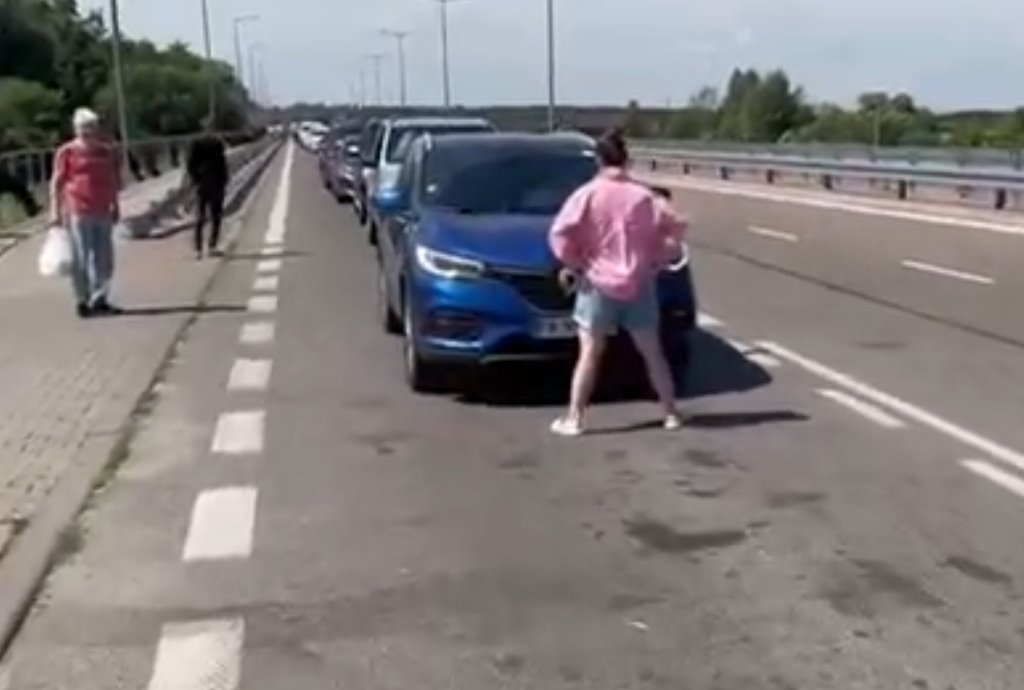 Конфликт на белорусско-польской границе: «Вклинился в очередь и впустил еще восемь авто перед собой»