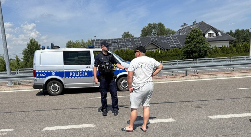 Конфликт на белорусско-польской границе: «Вклинился в очередь и впустил еще восемь авто перед собой»