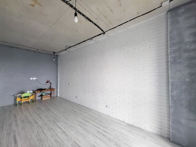 В Бресте продают двухуровневую 6-комнатную квартиру. Сколько стоит?