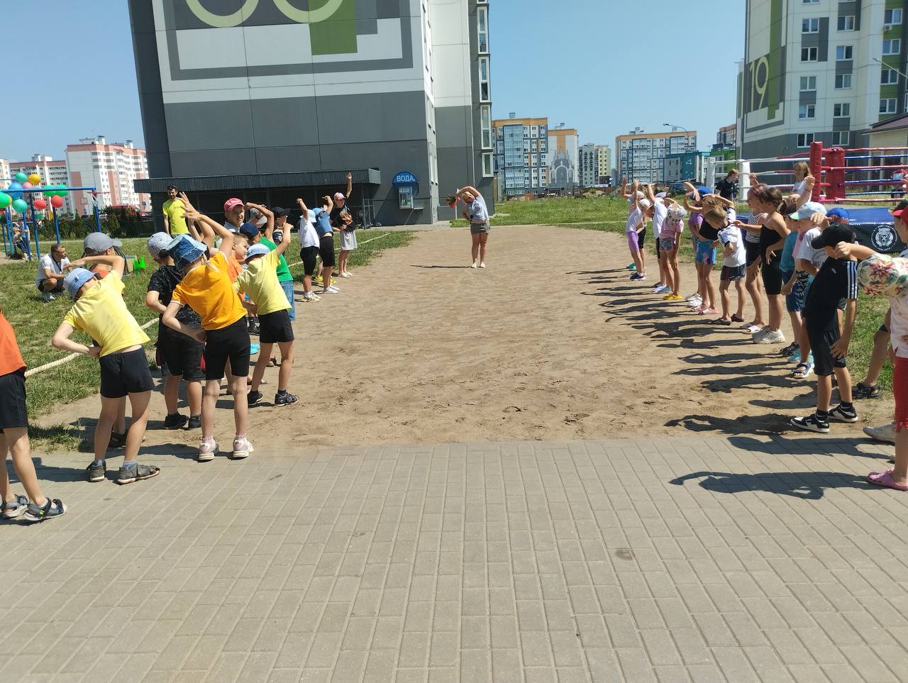 В Бресте в Московском районе прошел праздник «День нашего двора»