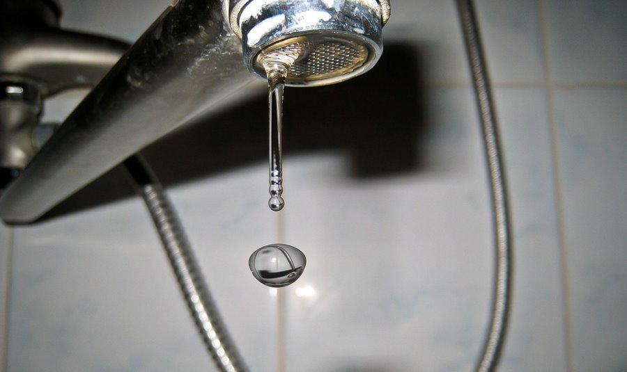 Почему в домах Березы периодически падает напор воды