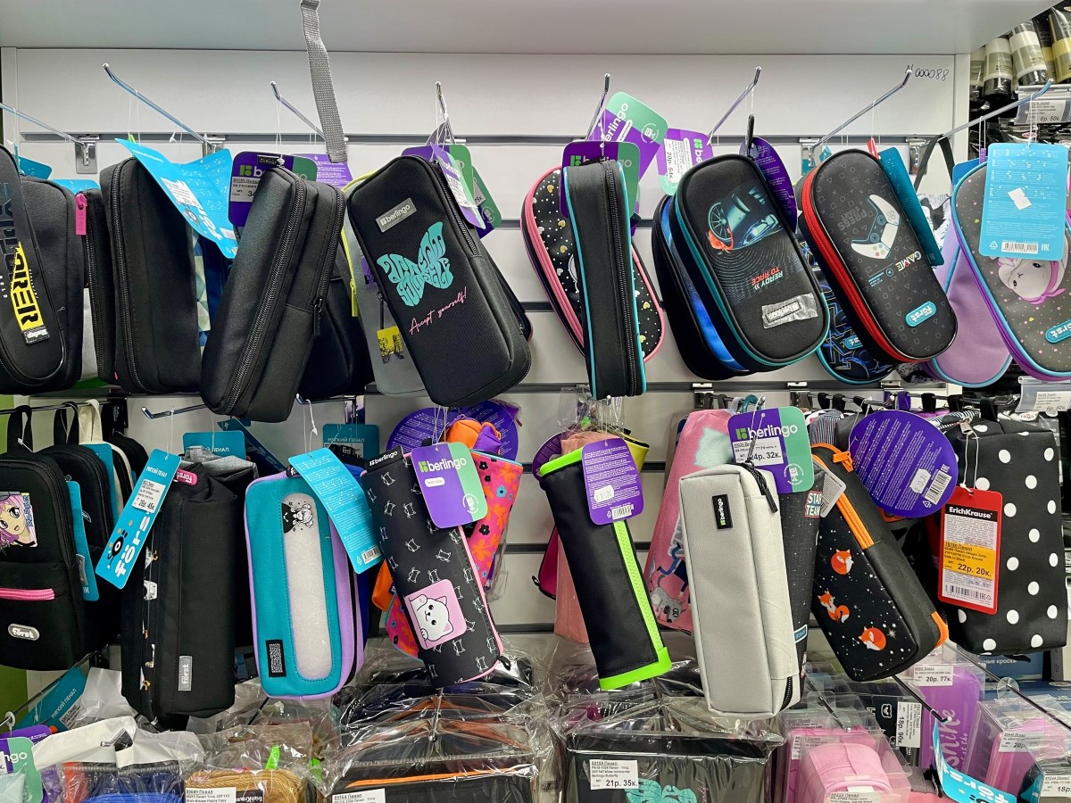 Вся школьная канцелярия здесь! Большой ассортимент товаров и СУПЕР АКЦИЯ в брестских магазинах «Канцелярские штучки»