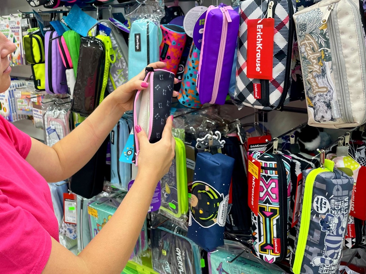 Вся школьная канцелярия здесь! Большой ассортимент товаров и СУПЕР АКЦИЯ в брестских магазинах «Канцелярские штучки»