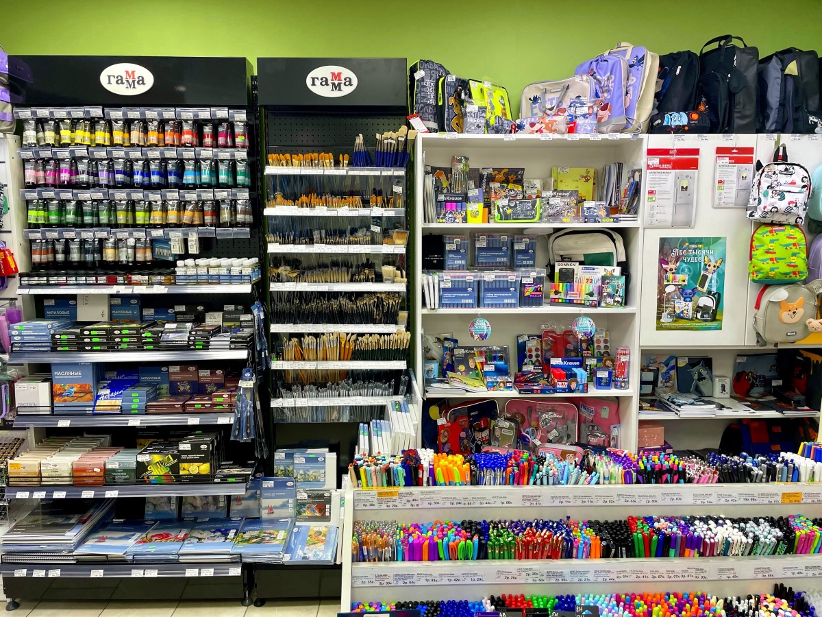 Вся школьная канцелярия здесь! Большой ассортимент товаров и СУПЕР АКЦИЯ в брестских магазинах «Канцелярские штучки»