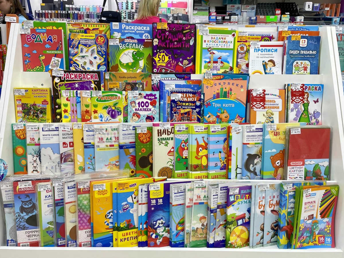 Вся школьная канцелярия здесь! Большой ассортимент товаров и СУПЕР АКЦИЯ в брестских магазинах «Канцелярские штучки»