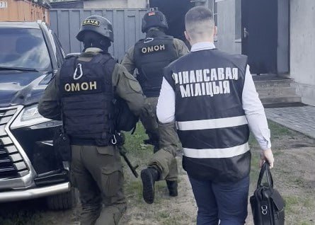 Компания маршрутных такси придумала схему ухода от налогов на 2,2 миллиона рублей