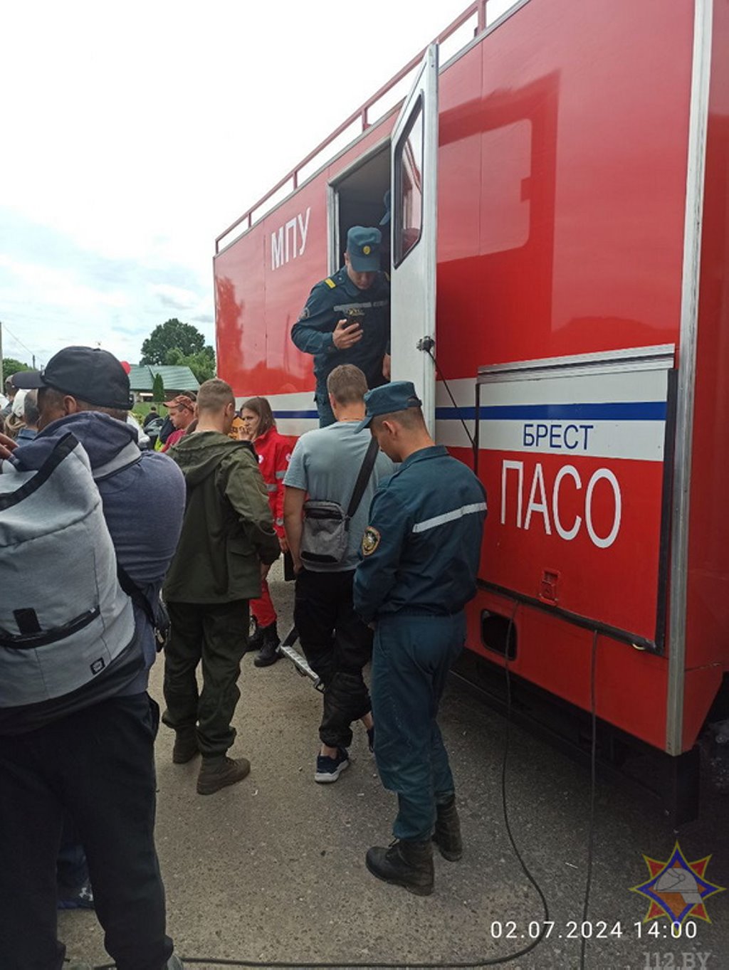 МЧС показало фото с поисковых мероприятий в Каменецком районе