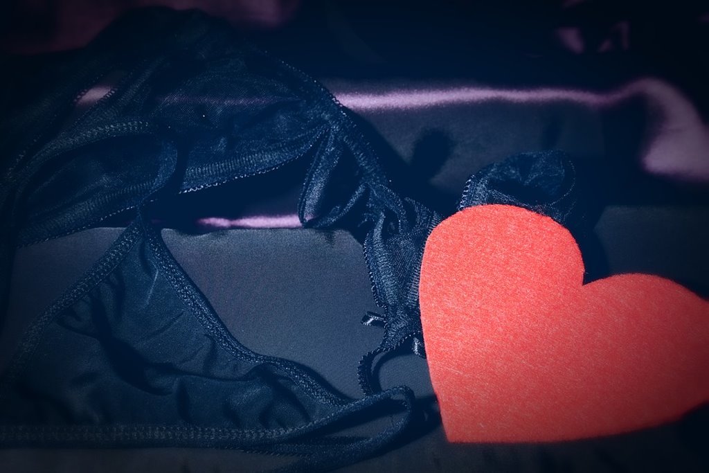 Названы продукты, которые способствуют повышению либидо