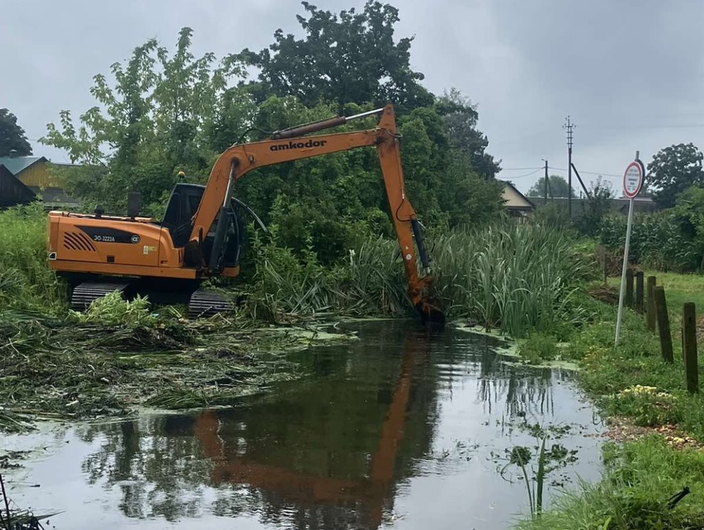 Мотоль подтопило, ведутся работы по спуску воды (Ивановский район)