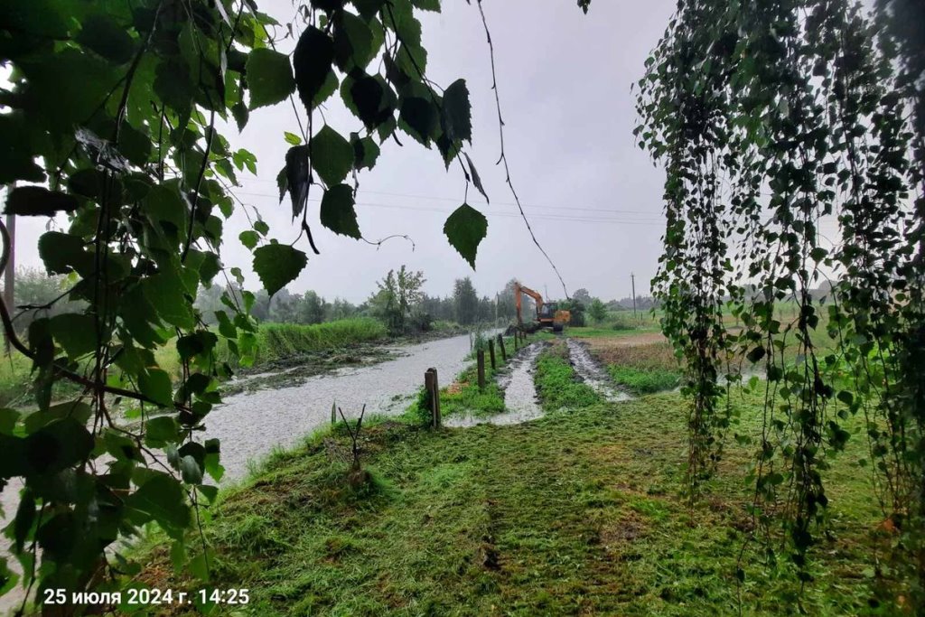 Мотоль подтопило, ведутся работы по спуску воды (Ивановский район)