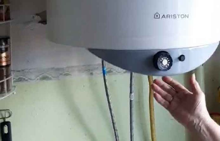 Что выгоднее. Платить за горячую воду или установить бойлер?