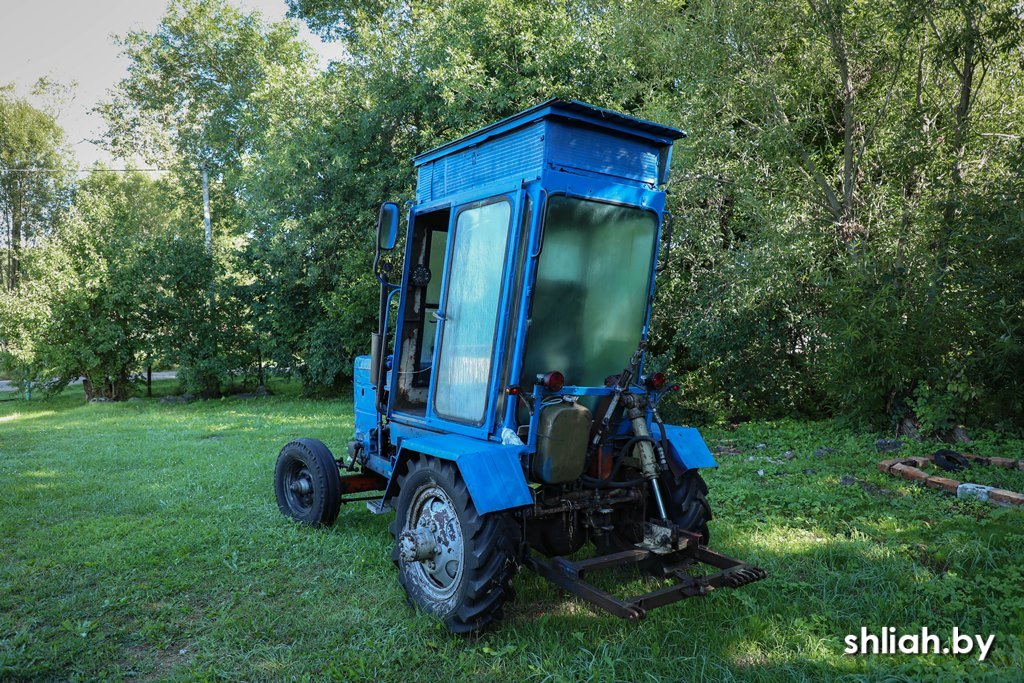 Белорус собрал трактор из деталей для машин