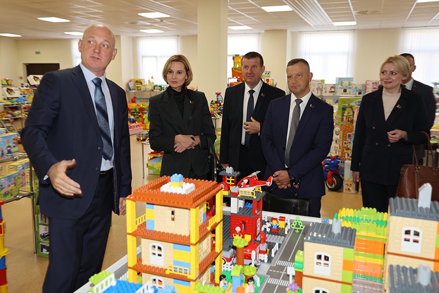 Инвестпроект по производству пластиковых изделий реализовали в Кобрине