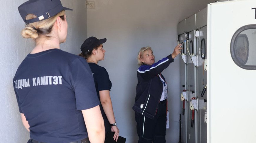 Поможет на местах происшествий и убережет от ошибок. Чему учат молодых следователей на сборе под Брестом