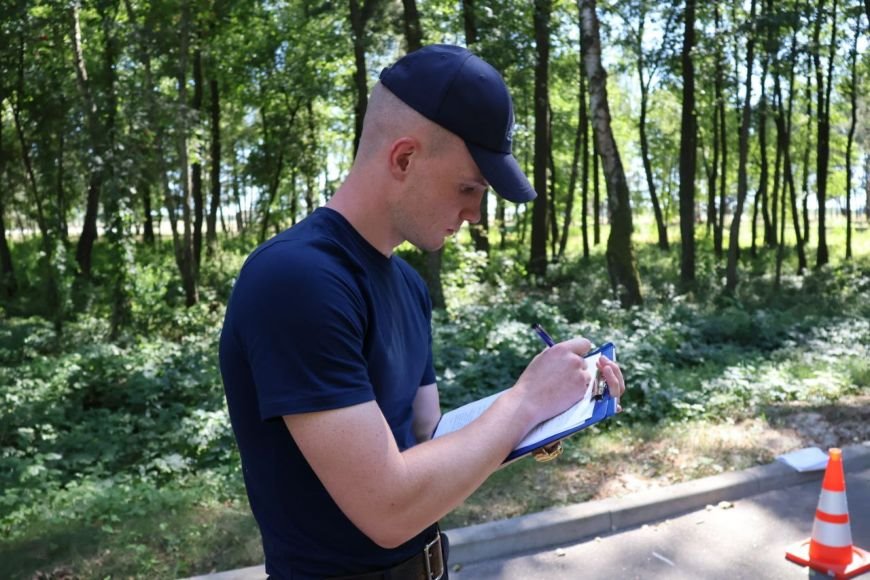 Поможет на местах происшествий и убережет от ошибок. Чему учат молодых следователей на сборе под Брестом