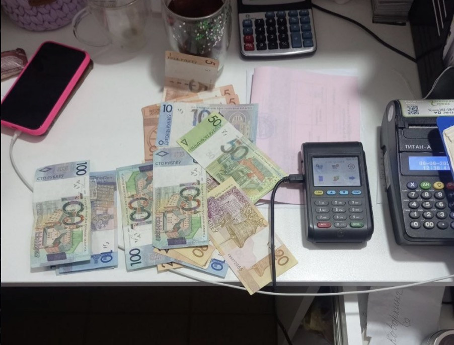 Салон красоты за четыре года скрыл 270 000 рублей выручки. Налоги придется доплатить