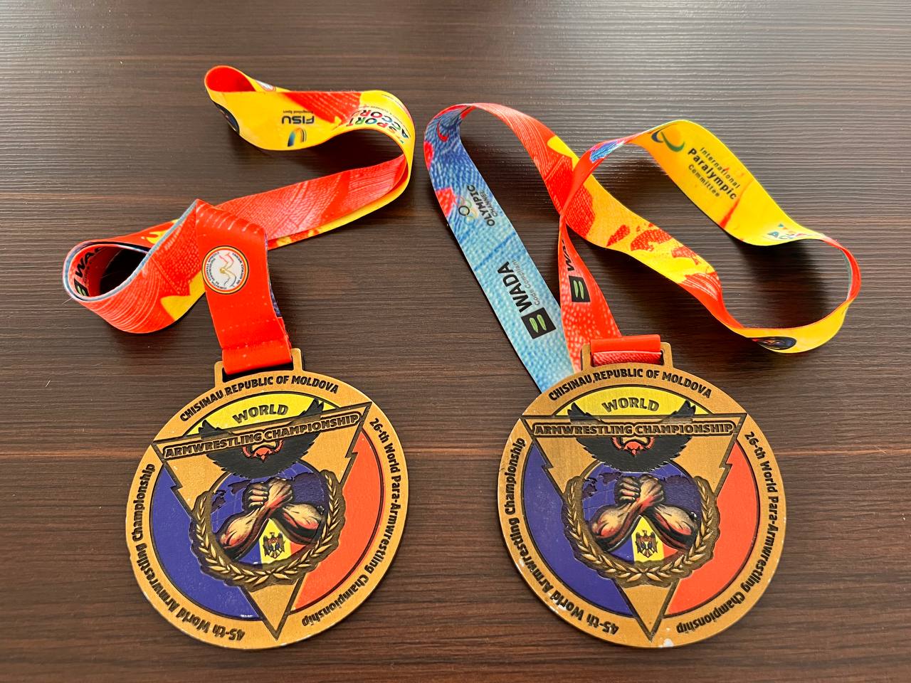 Заместитель председателя облисполкома встретился с 22-кратным чемпионом по армрестлингу