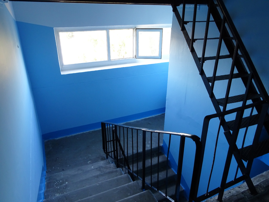 Паспорт белорусский, а вот карта — узбекская. Белорус пробил квартирных аферистов