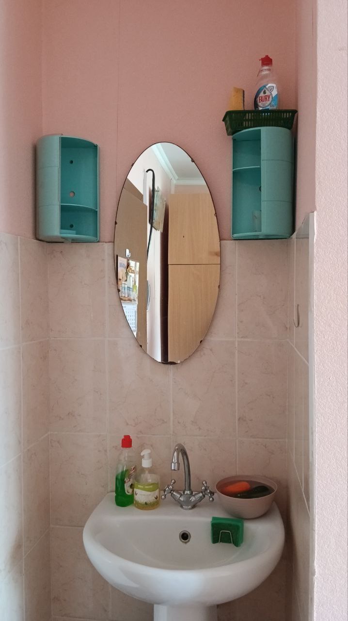 Молодые специалисты-медики показали свои комнаты общежитий в Бресте