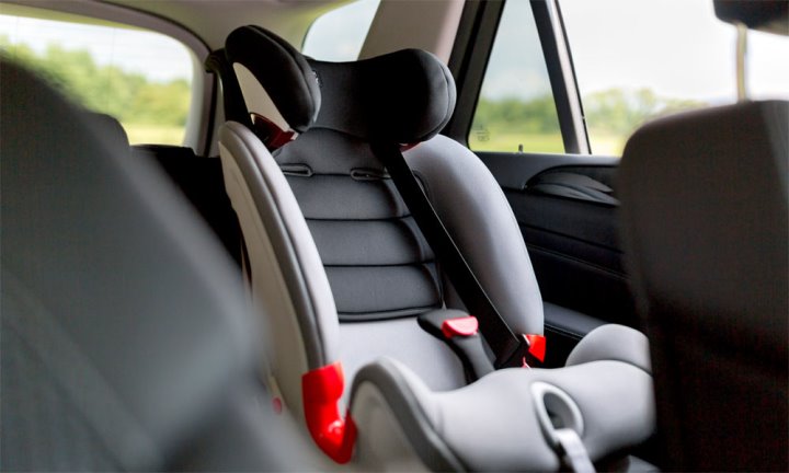 Брестчанка хотела купить детское автокресло, но все пошло не по плану