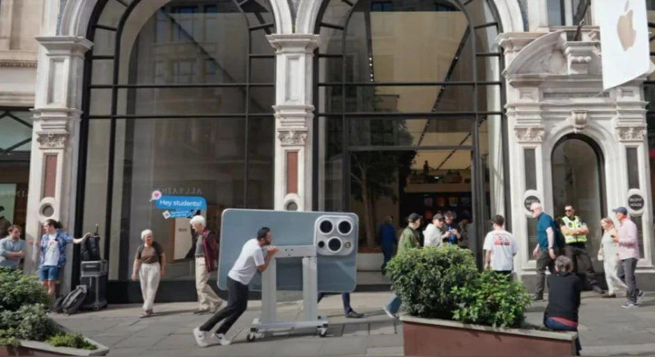 Сколько весит гигантский iPhone, который попал в книгу рекордов Гиннеса