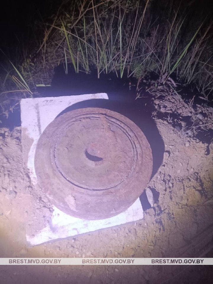 В Каменецком районе пенсионер нашел противотанковую мину