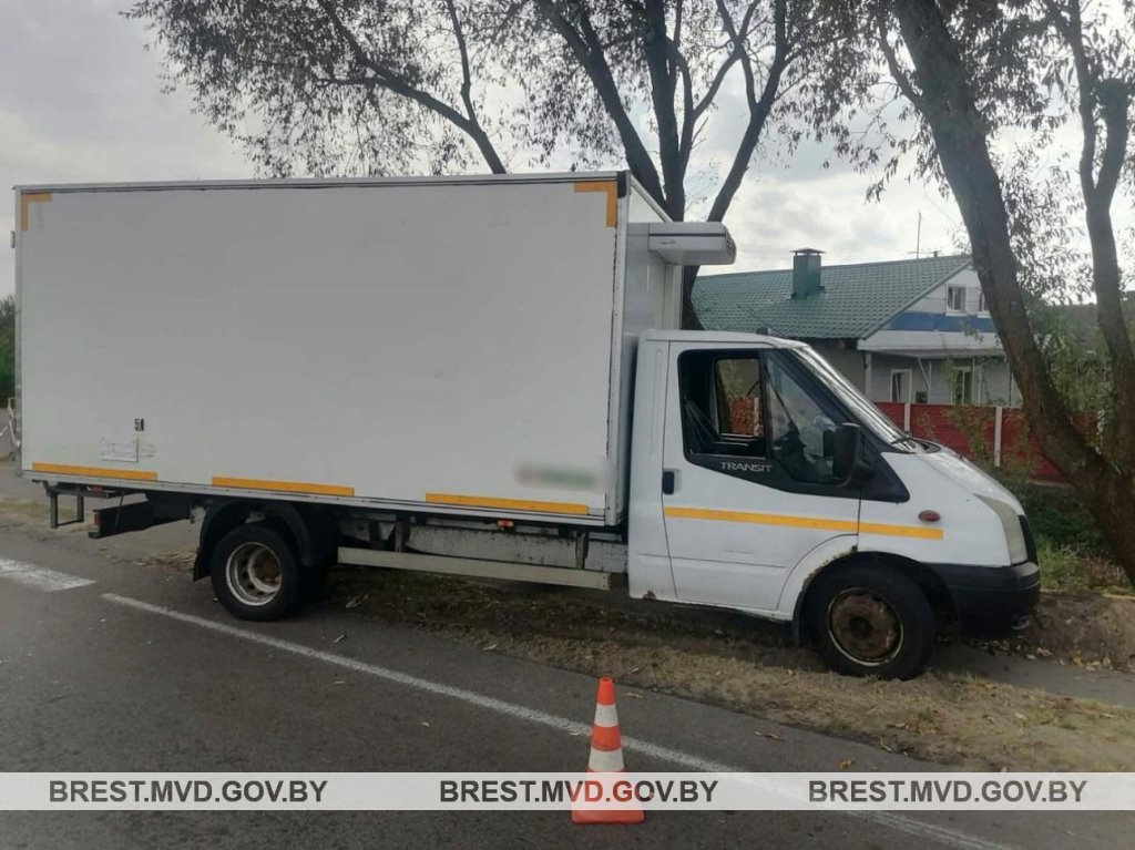 В Бресте водитель Ford сбил женщину-пешехода