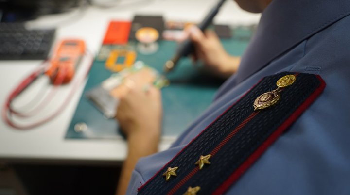 Новое оборудование для исследования гаджетов получили брестские эксперты