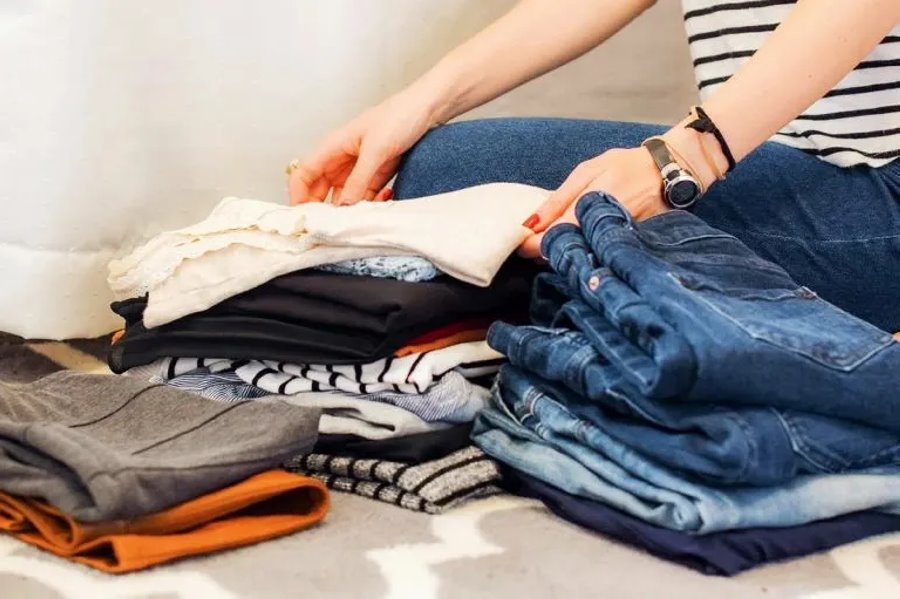 Белорусы рассказали, почему закупаются в секонд-хендах