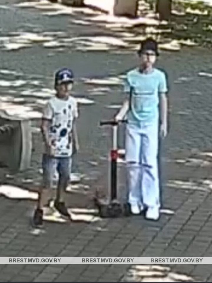 В Бресте милиция разыскивает двух детей и женщину