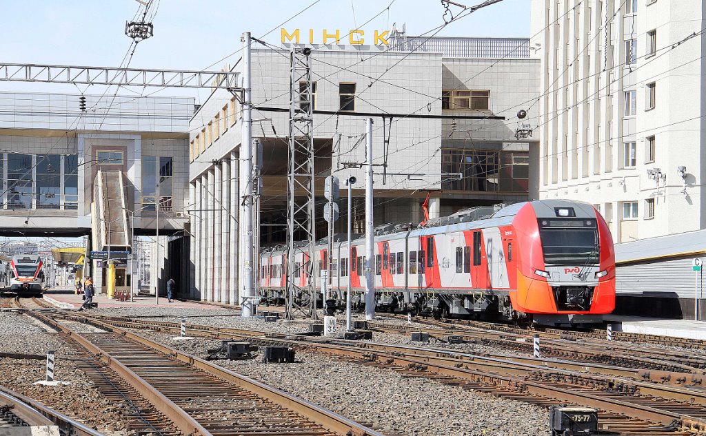 В поездах «Ласточка» между Минском и Москвой теперь можно платить белорусскими рублями