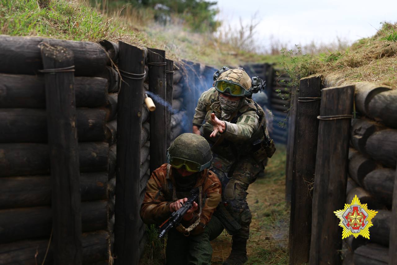 На Кобринском укрепрайоне проходят занятия по боевой подготовке