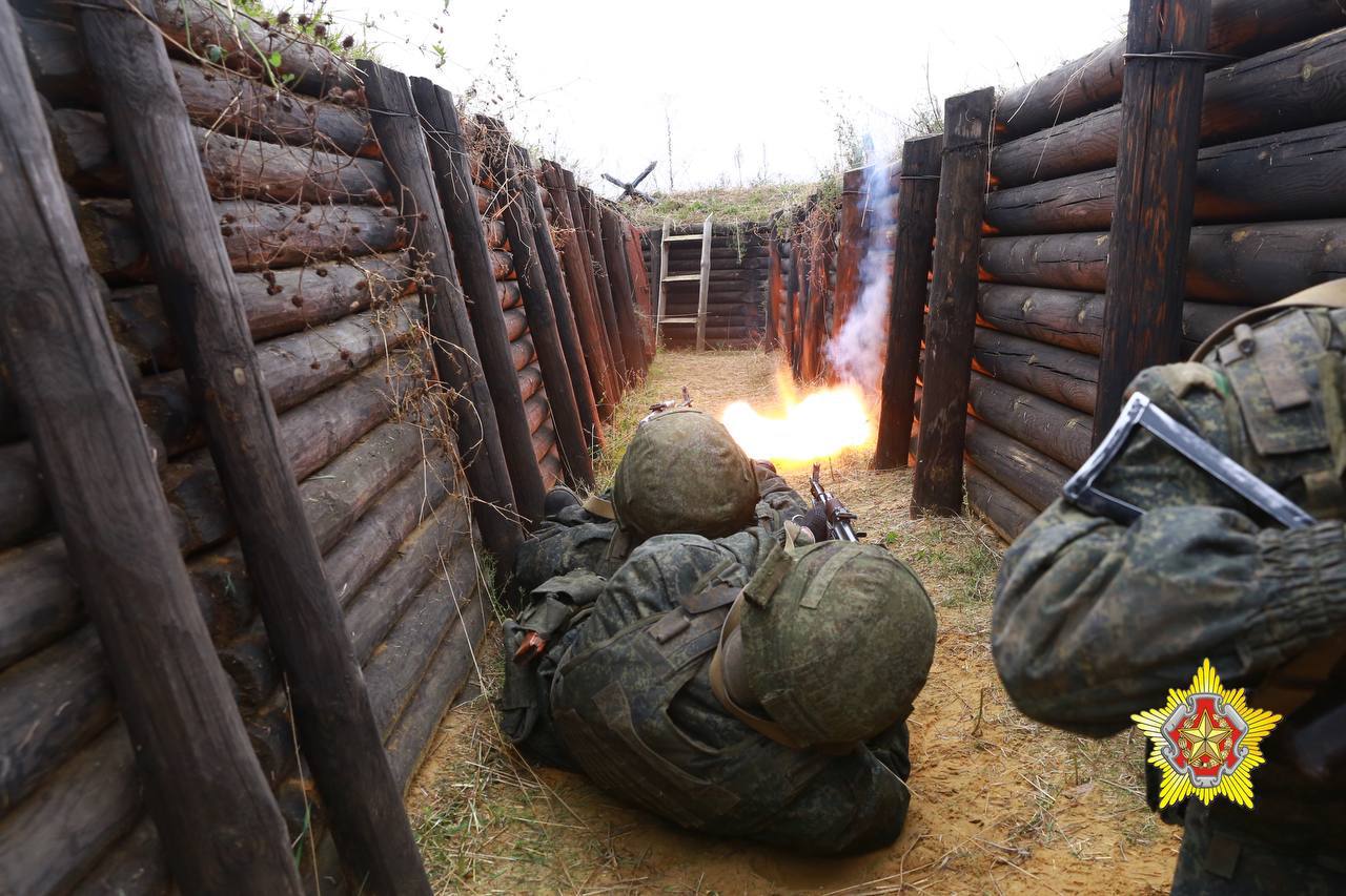 На Кобринском укрепрайоне проходят занятия по боевой подготовке