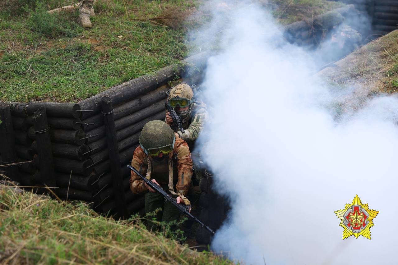 На Кобринском укрепрайоне проходят занятия по боевой подготовке