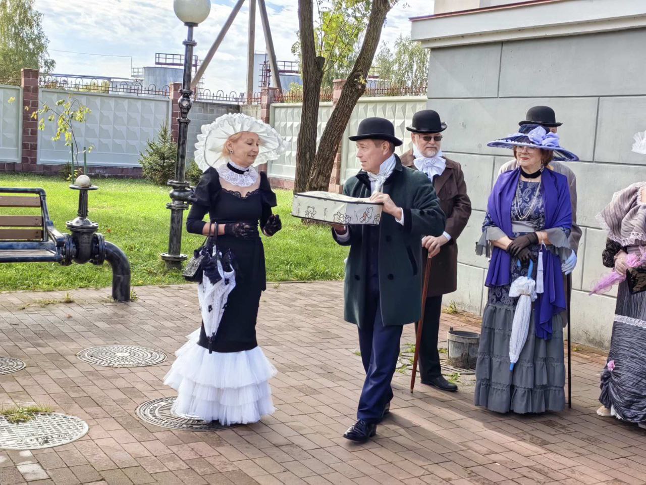 Арт-объект «Рояль Рахманинова» появился в Городском саду Бреста