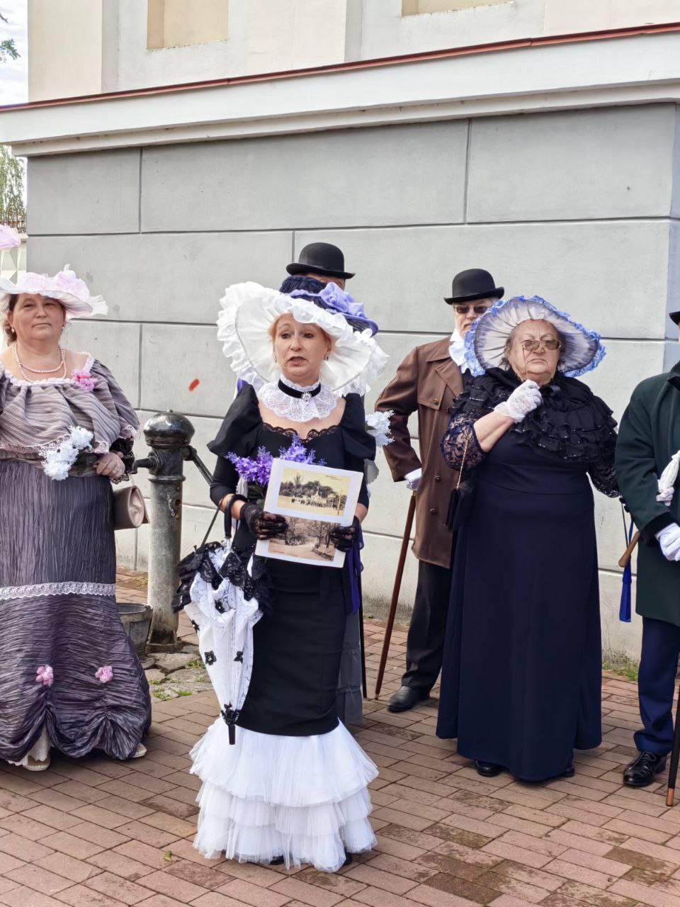 Арт-объект «Рояль Рахманинова» появился в Городском саду Бреста