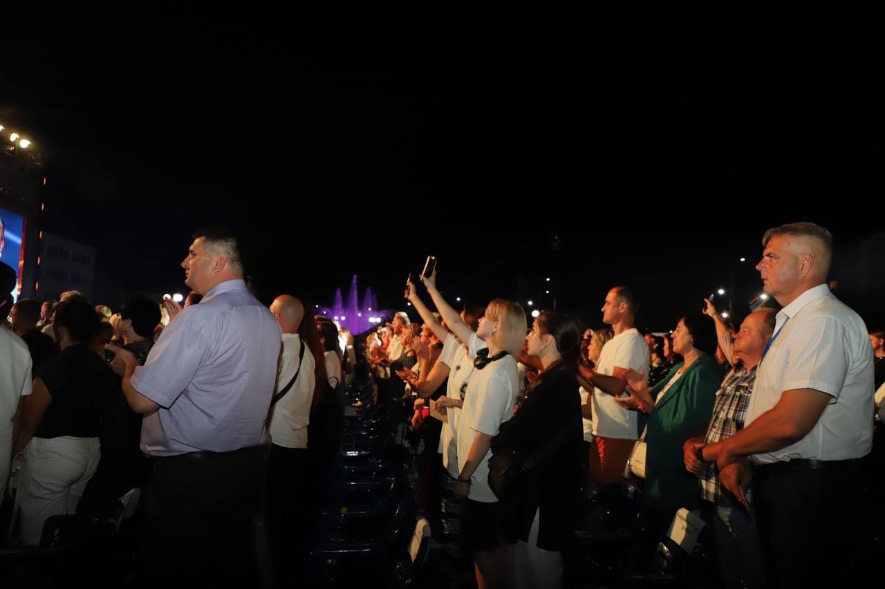 Видео праздничного фейерверка в Ивацевичах