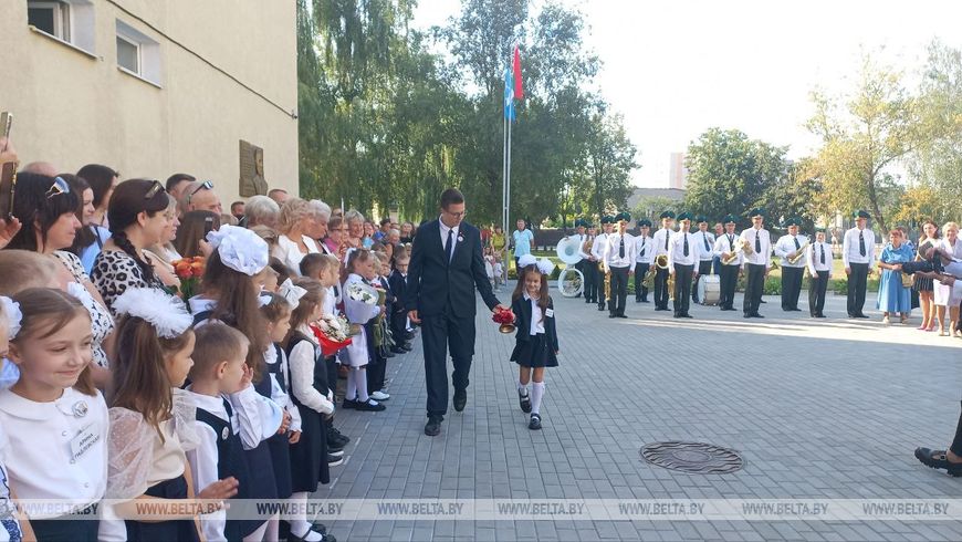 Звонок прозвучал для первоклассников Брестской области