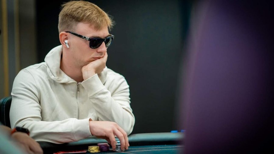 На престижном покерном турнире солидный выигрыш вновь достался белорусу