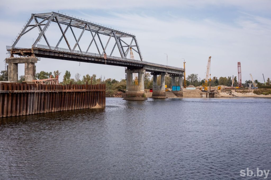 Мост через Припять в Мозыре хотят сделать красивейшим в Беларуси