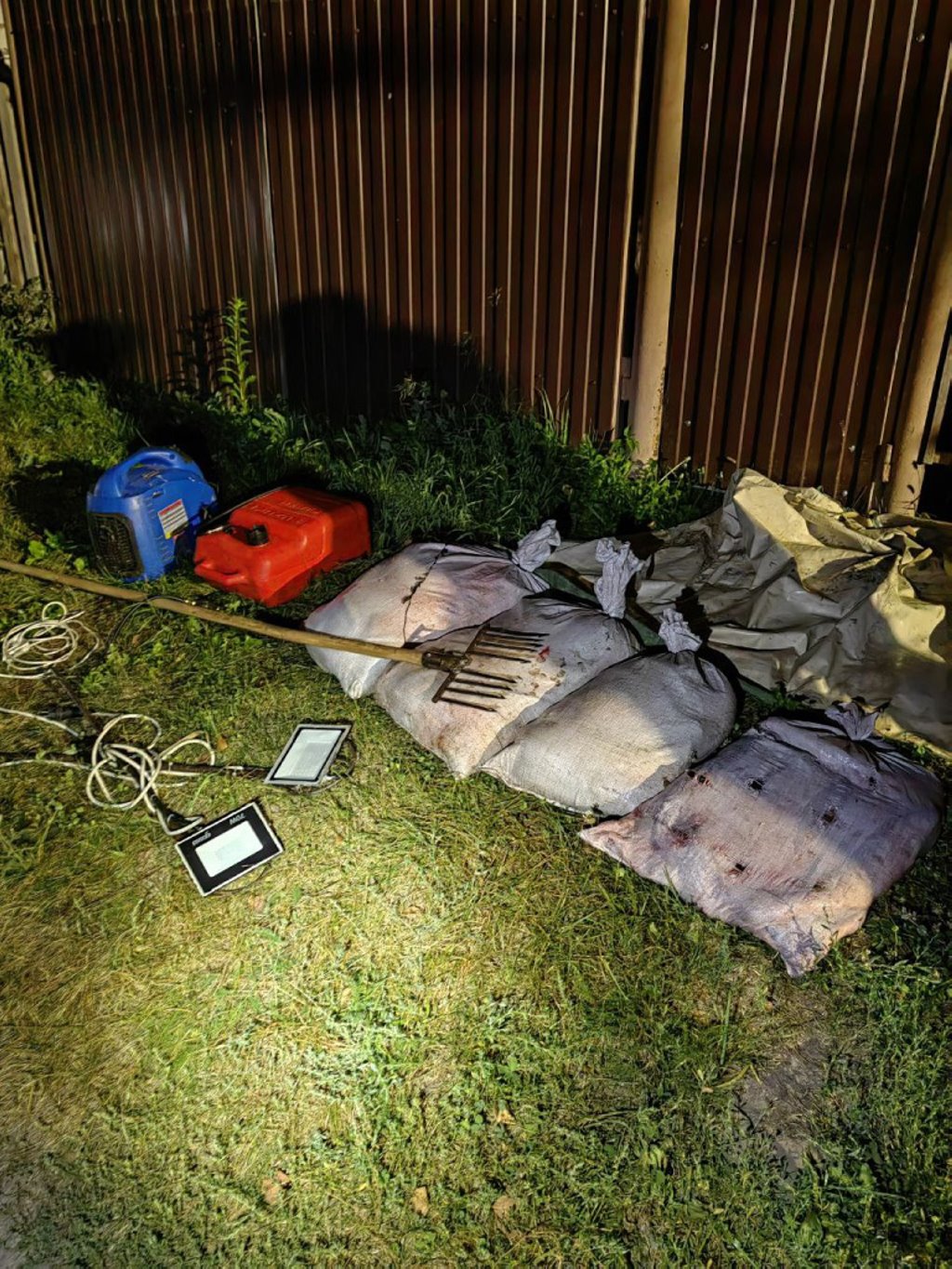 «Наловили» 122 кг рыбы. На одной из рек в Беларуси поймали организованную группу браконьеров